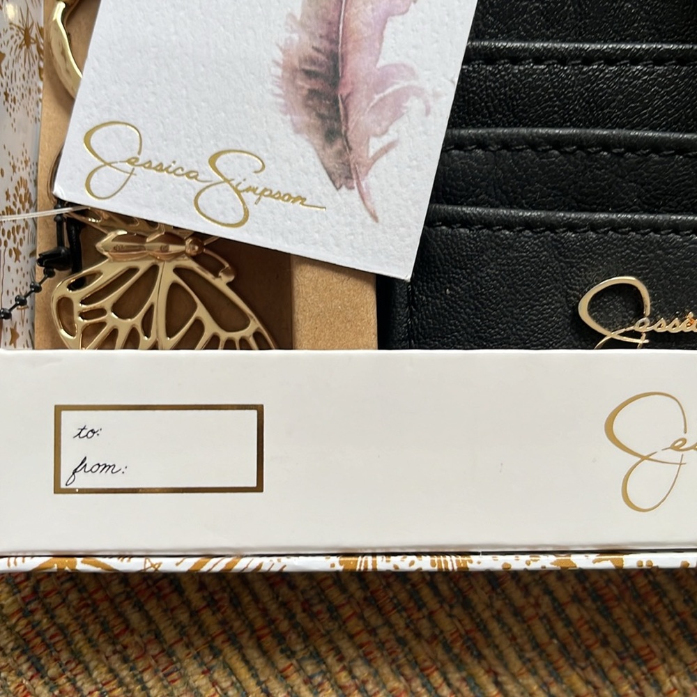 BRAND NEW Jessica Simpson Wallet and card slot and Key chain set - Picture 12 of 12